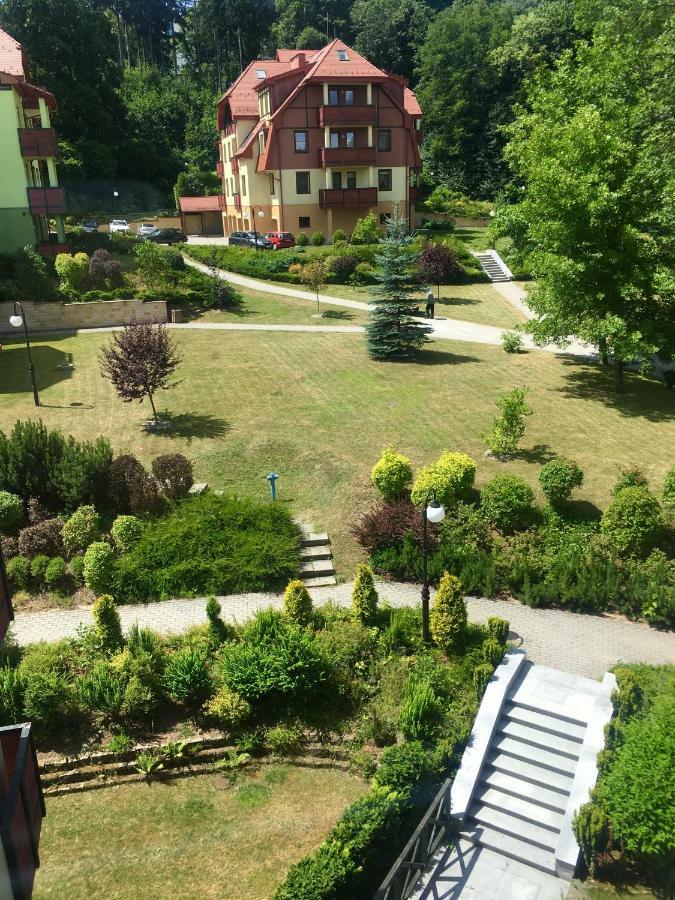 Apartament Parkowa Polana Z Ogrodem Apartment Polanica-Zdrój Exterior foto
