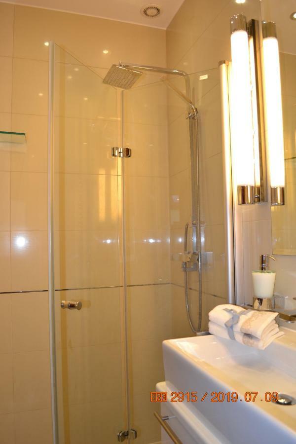 Apartament Parkowa Polana Z Ogrodem Apartment Polanica-Zdrój Exterior foto